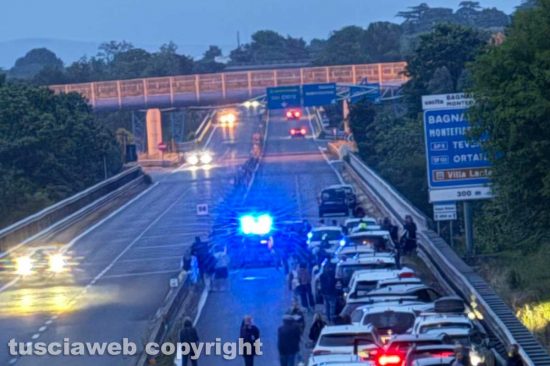 Motociclista muore in superstrada, traffico bloccato in direzione Orte