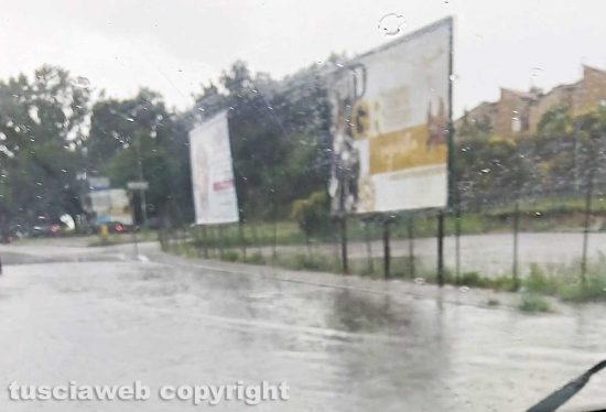 Viterbo - Tangenziale Ovest allagata al Riello