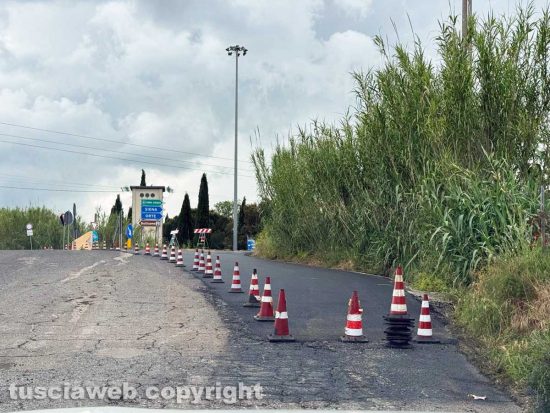 Viterbo - Svincolo chiuso in strada Terme, direzione Orte