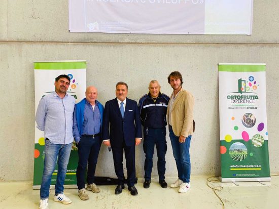 Vignanello - Agrinola - L'evento "Un gusto che ti avvolge"