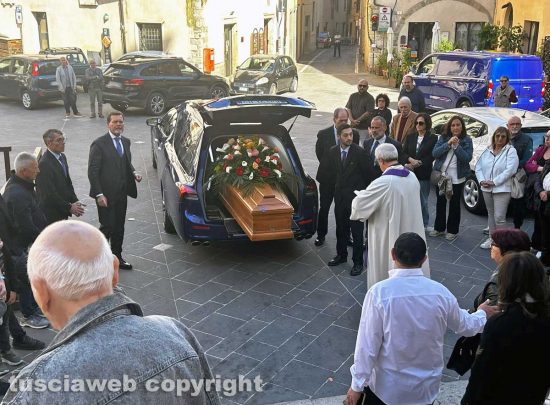 Orte - I funerali di Luciano Riccardi