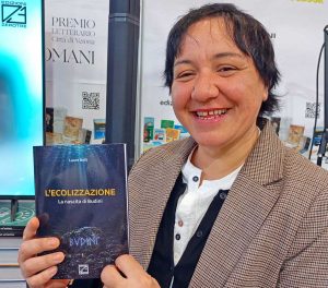 Torino - La scrittrice viterbese Laura Belli debutta con il suo libro "L’Ecolizzazione, La Nascita di Budinì"