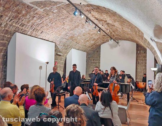 Viterbo - Il concerto musicale del liceo Santa Rosa