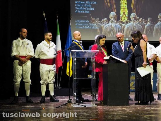 Viterbo - Santa Rosa - Sodalizio nell'albo d'oro e benemerenza al personale della questura