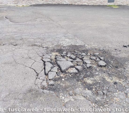 Civitavecchia - Le buche al Casaletto Rosso