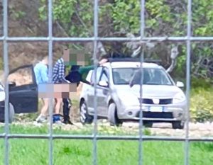 La foto del sesso all'aperto che circola sui social