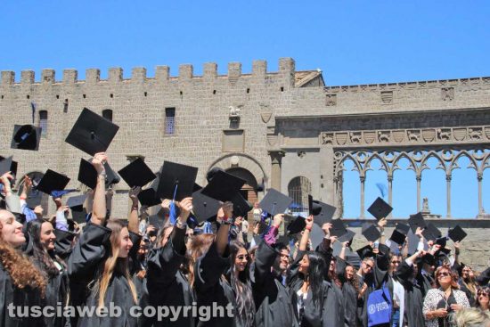 Viterbo - Unitus - Consegna diplomi laureati anno accademico 2025