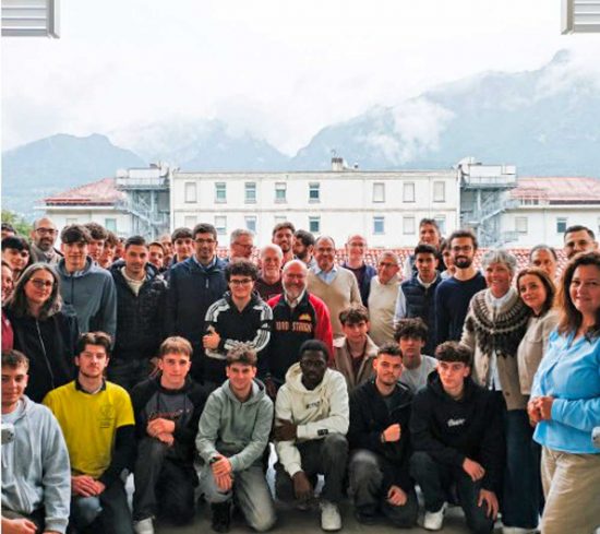 I ragazzi dell'istituto tecnico tecnologico Leonardo Da Vinci