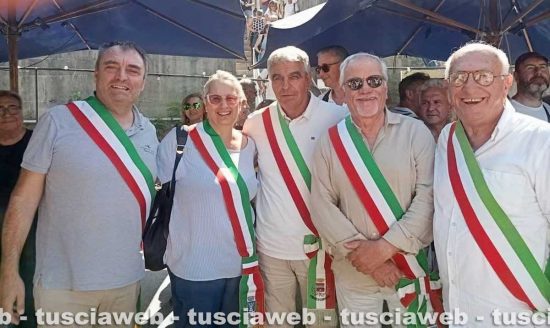 Roma - La manifestazione “Il Tevere non accetta scorie” - La Tuscia porta la protesta nel cuore della capitale