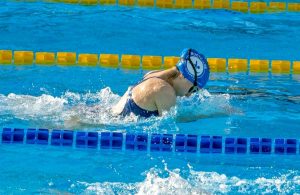 Angelica Onofri campionessa nazionale centro sud in azione a rana