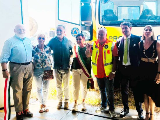 Montalto di Castro - Enfinity Global dona un’autobotte antincendio alla protezione civile Prociv Vulci 1