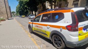 Viterbo - L'automedica in via Raniero Capocci
