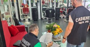 Viterbo - Barber shop sospesi in centro - I carabinieri in azione