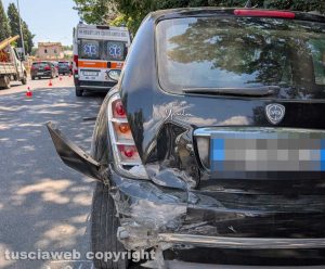 Scontro tra tre auto a Cura di Vetralla