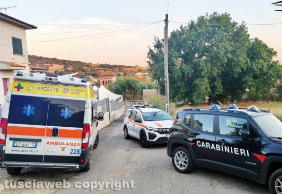 Monte Romano - Carabinieri e 118 sul posto