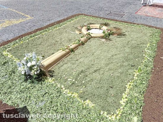 Civita Castellana - L’Infiorata del Corpus Domini