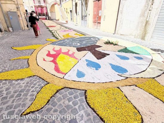 Civita Castellana - L’Infiorata del Corpus Domini