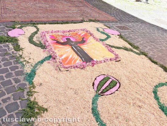 Civita Castellana - L’Infiorata del Corpus Domini
