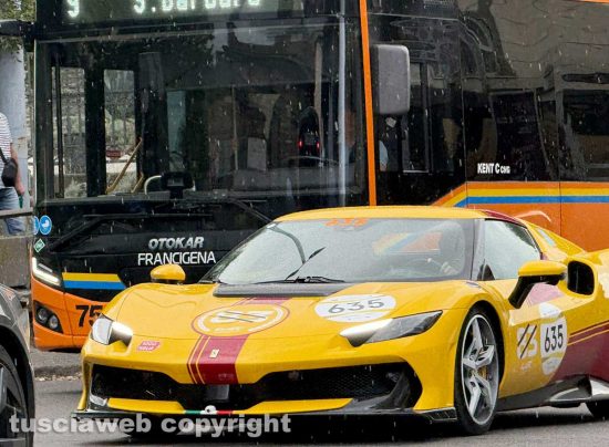 Il rombo dei motori della Mille miglia fa vibrare Viterbo