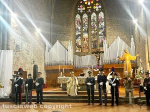 Viterbo - La messa in onore di Sant’Antonio da Padova, seguita dalla tradizionale processione - Il vescovo emerito Lino Fumagalli