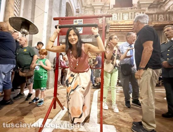 Facchini di santa Rosa - Al primo giorno delle prove di portata - Tiziana Laureti