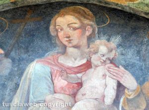 Viterbo - La lunetta della chiesa del Gesù torna al suo antico splendore 