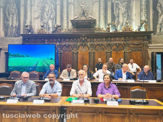 Viterbo - Presentazione di "Calici diffusi"