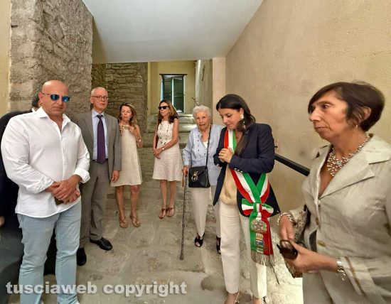 Viterbo - Il passaggio pedonale di via del Ganfione - L'inaugurazione