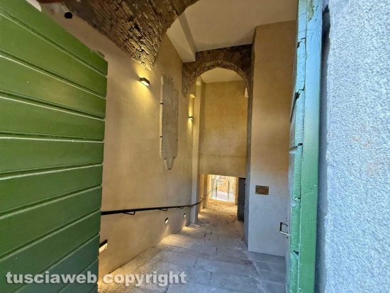 Viterbo - Il passaggio pedonale di via del Ganfione