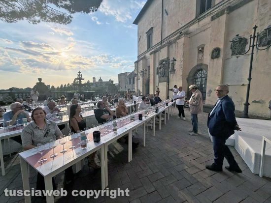 Viterbo - L'inaugurazione di Calici diffusi