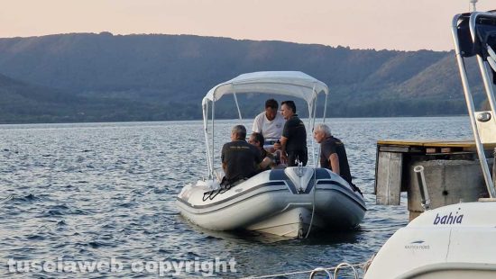 Lago di Vico - Continuano le ricerche di Luigi Cavallari marito della ministra Eugenia Roccella 