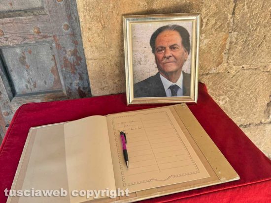 I funerali di Giorgio Magnani