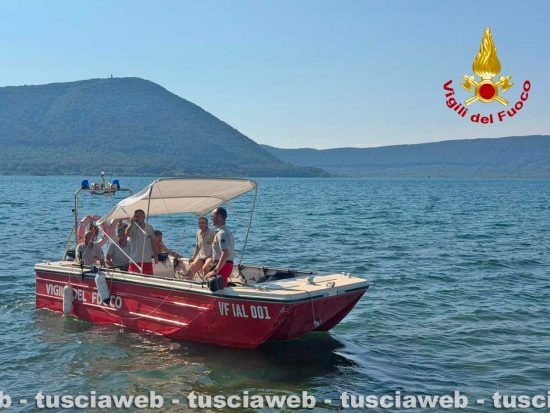 Lago di Vico - Ricerche disperso - Vigili del fuoco 