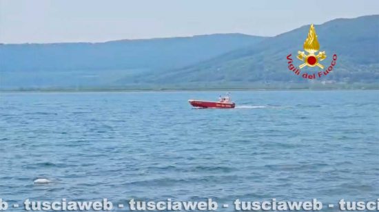 Lago di Vico - Ricerche disperso - Vigili del fuoco