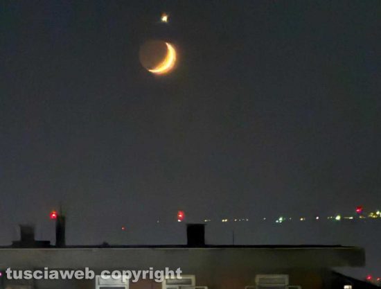 La luna illumina Viterbo
