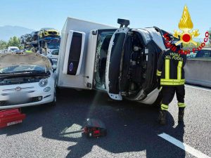 Scontro sulla Ss675 Terni-Orte