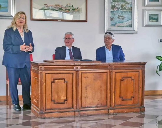 Il sindaco Mario Fanelli e il prefetto Sergio Pomponio
