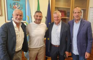 Roma - Il comitato Amici del S. Anna di Ronciglione con l'assessore regionale Orlando Tripodi
