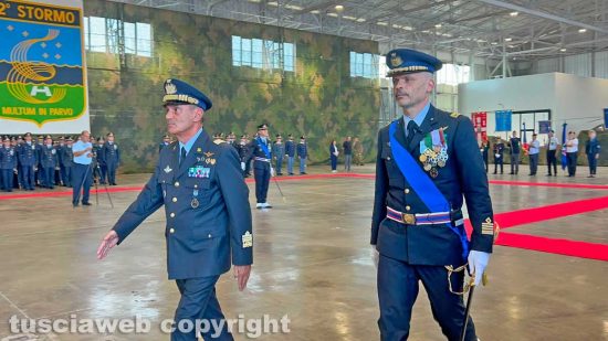 Viterbo - Il comandante delle scuole e della terza regione aerea Francesco Vestito e Il comandante Alessandro Fiorini