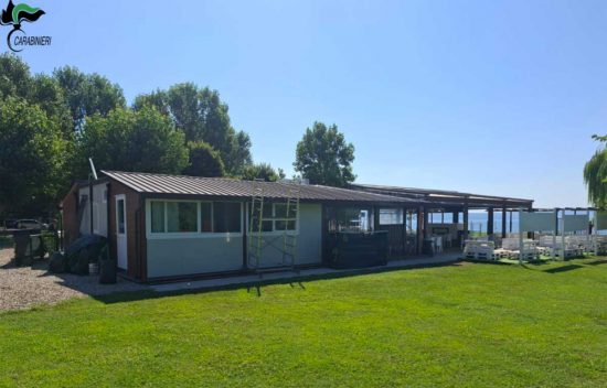 San Lorenzo Nuovo - Carabinieri - Strutture abusive sul lago di Bolsena