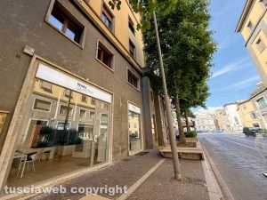 Viterbo - Remax in via marconi