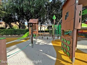Viterbo - I nuovi giochi a pratogiardino Lucio Battisti