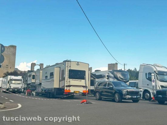 Viterbo - Valle Faul - Le maestranze del film con Matthew McConaughey e Zoe Saldaña