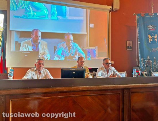 Ronciglione - Corse a vuoto - L'assessore Sergio Orlandi, il sindaco Mario Mengoni e il consigliere Francesco Laurenti