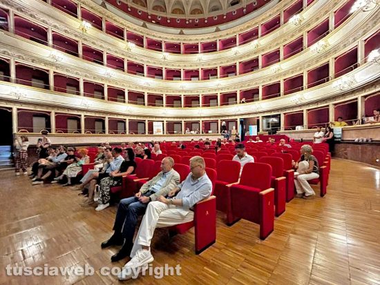 Viterbo - Festa per la candidatura a capitale europea della cultura 2033 - Il teatro Unione quasi vuoto