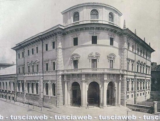 Liceo classico Mariano Buratti - L'edificio il giorno dell'inaugurazione, il 5 maggio del 1937, alla presenza di Renato Ricci fondatore dell'Opera nazionale Balilla