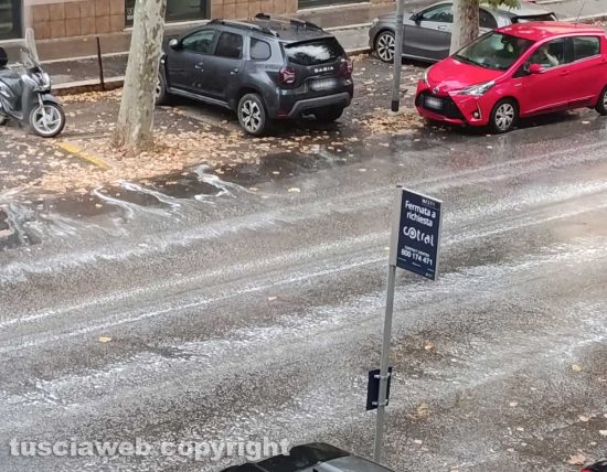 La grandine a Civitavecchia