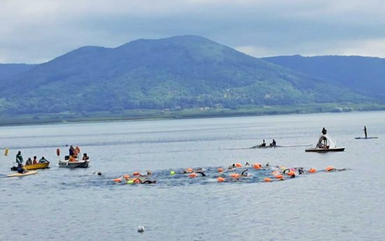 Nuova edizione della gara di nuoto in acque libere sul Lago di Vico