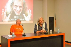 Viterbo - Il commissario straordinario Paolo Pelliccia e Alessandro Bergonzoni alla biblioteca Consorziale