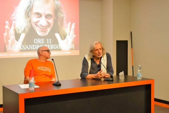 Viterbo - Il commissario straordinario Paolo Pelliccia e Alessandro Bergonzoni alla biblioteca Consorziale